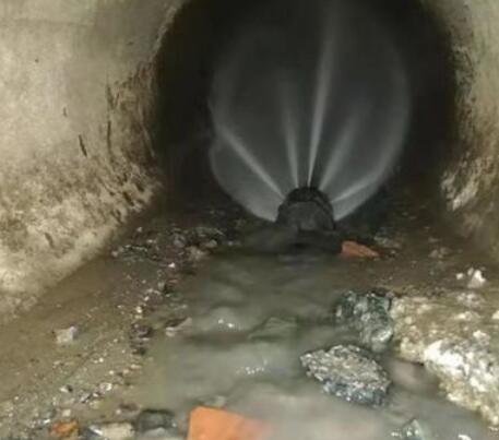 港口镇市政管道清淤