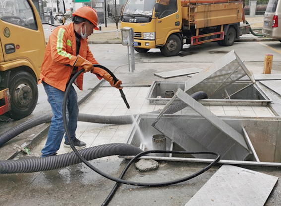 港口镇隔油池清理